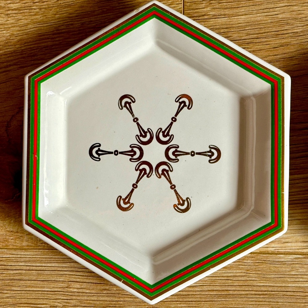 RARE Vintage 1970s Gucci Horsebit Porcelain Hexagon 4 Plate Set in Leather Case - Picture 7 of 17